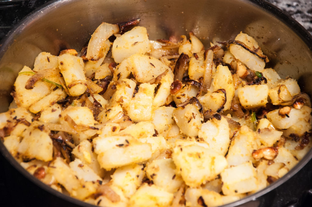 aloo methi recipe - potatoes in pan