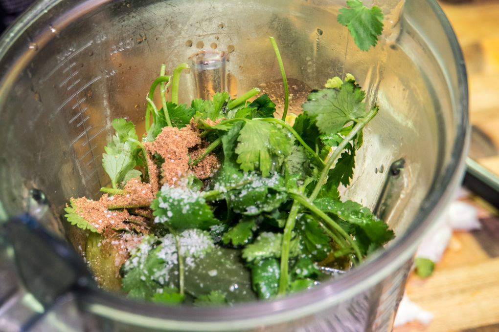 Roasted Tomatillo Salsa in blender